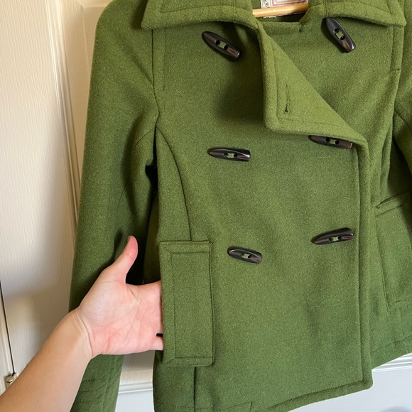 Green Pea Coat - Picture 2 of 10